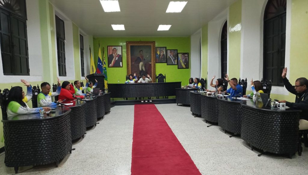 001 PUBLICIDAD Y PROPAGANDA