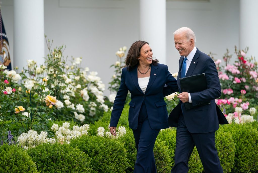 joe biden renuncia