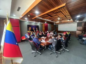 NP 16ENE25 Órgano Superior de Transporte y Sindicato de Taxistas refuerzan diálogo para mejorar el servicio