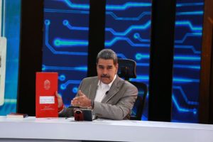 51612478849334445561-768x512