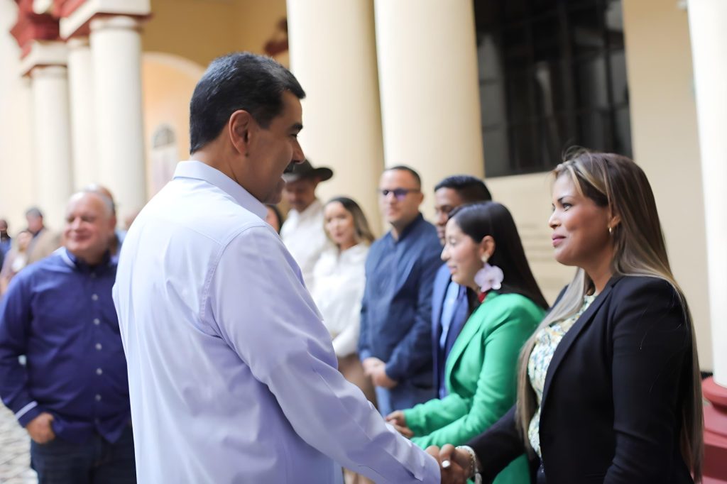 5208ab1e-13dd-40a5-8125-d09a89edb9c9