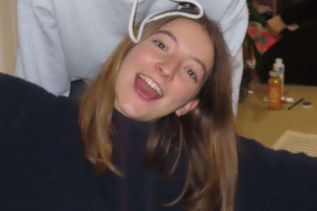 001 Rosie Roche fue encontrada muerta junto a una pistola -Imagen Facebook