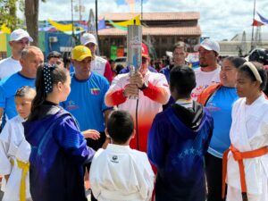 photo_4965746793303968572_w