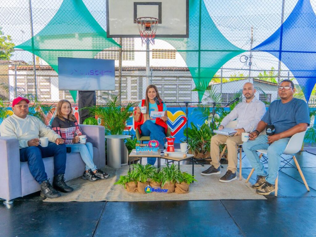 1 Goberrnadora Programa 15